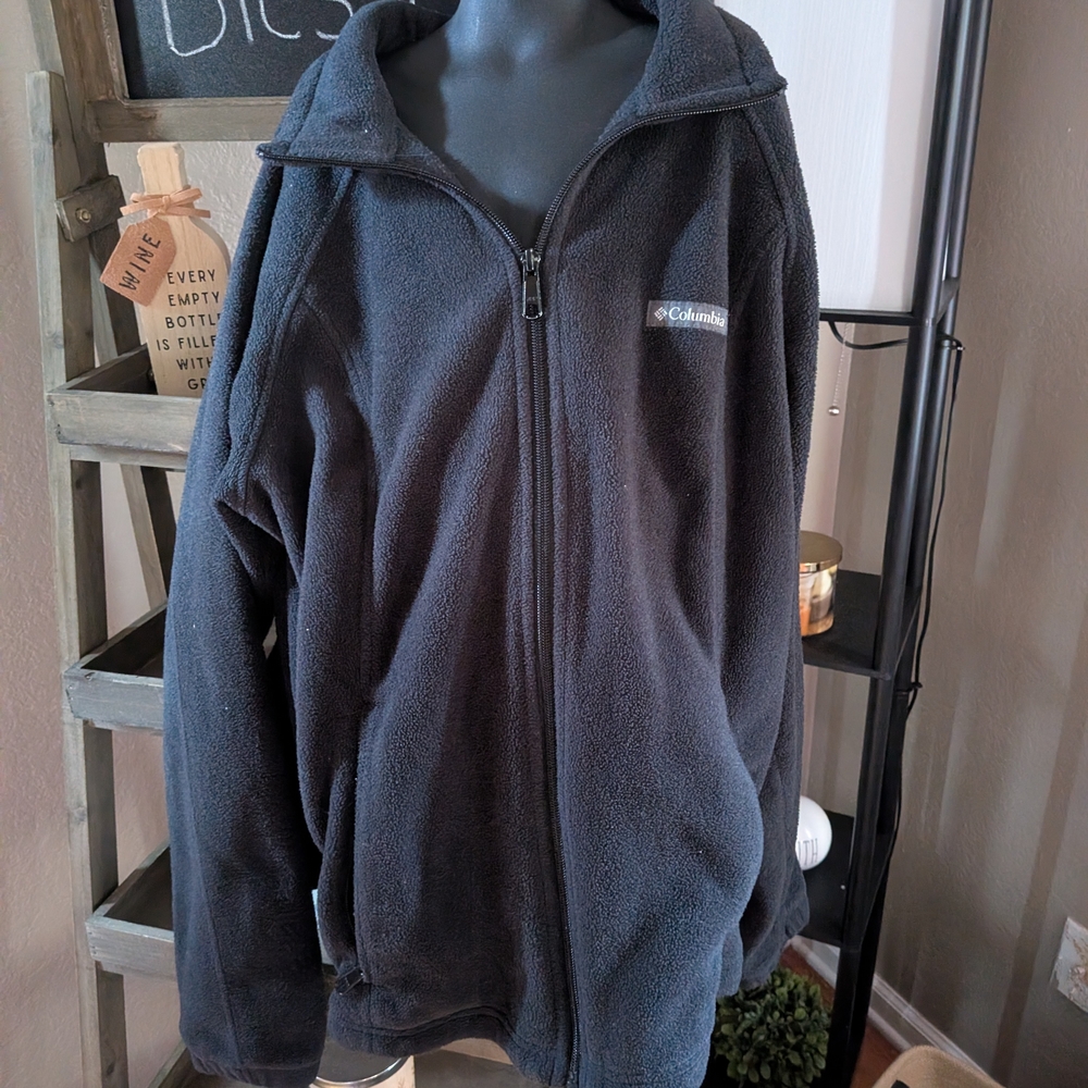 Columbia Women's Dark Gray Performance Jacket